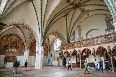 Transverse hall with rood screen, Heiligen-Geist-Hospital, Koberg, Luebeck, Schleswig-Holstein,