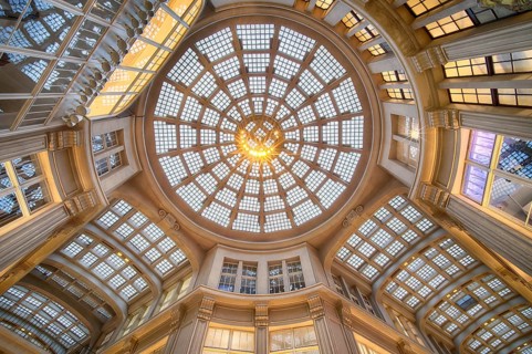 Dome as cassette-shaped reinforced concrete rib construction with glass blocks, Maedlerpassage,