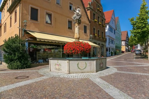 St George's Fountain, dragon slayer, column of the four-tube fountain, statue of St George by Jakob