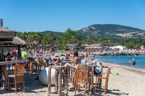 Bathing beach, Plage de Port Grimaud, Port Grimaud, Var, Provence-Alpes-Cote d Azur, France, Europe
