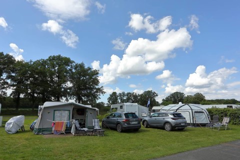 Camping with caravan, caravan with awning, Camping Sonnensee, Versmold, North Rhine-Westphalia,