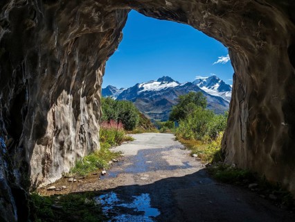 Hiking path at lake Emosson, road tunnel, Lac de Emosson, Switzerland, Europe