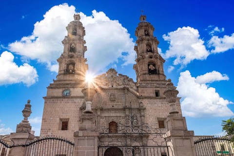 Mexico, Aguascalientes Cathedral Basilica in historic colonial center near Plaza de la Patria,