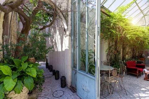 Israel, Tel Aviv historic center Neve Tzedek with art galleries and restaurants, Asia