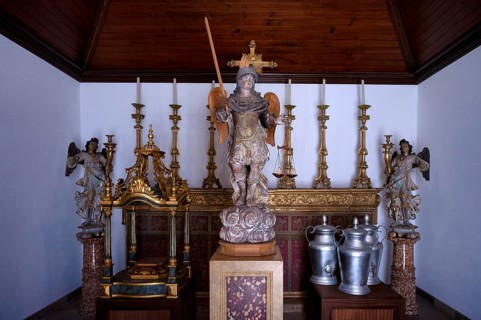 Interior view Chapel of St Michael, Capela Sao Miguel, Cathedral Igreja da Sé Catedral de Faro, Old