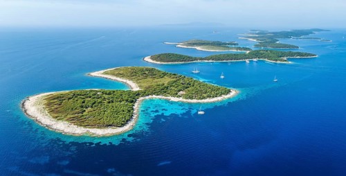 Pakleni or Paklinski Islands off the island of Hvar, Dalmatia, Croatia, Europe