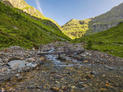 Wooden bridge on the way to Landawirsee, blue sky, morning, Schladminger Tauern, Goriach, Lungau,