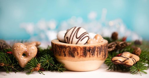 Nurnberg elisen gingerbread mix, traditional german christmas sweets with fir branches and pine