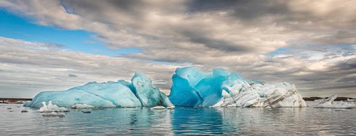 Spectacular sunset in the famous Jokulsarlon Glacier Lagoon Iceland