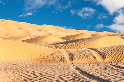 The beautiful Omani Rub al-Chali Desert during summer