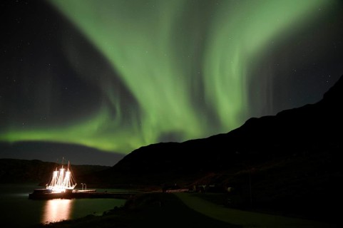 Auroras with the classic sailing vessel Rembrandt van Rijn