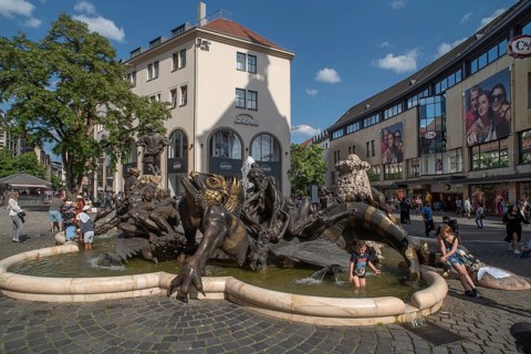 Fountain the marriage carousel, designed after a poem by Hans Sachs, designed by the sculptor