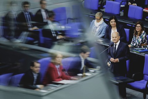 Olaf Scholz (SPD), Federal Chancellor, recorded during a government questioning in the German