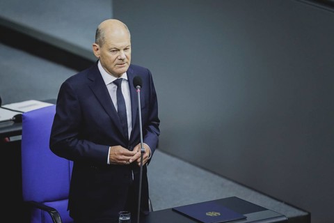 Olaf Scholz (SPD), Federal Chancellor, recorded during a government questioning in the German