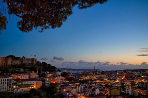 View from the viewpoint Miradouro da Graça, also Sophia de Mello Breyner Andresen, city view, old