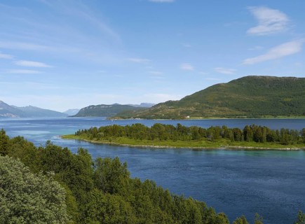 From Wikipedia:Tjeldsundet is a strait or sound in Northern Norway. Tjeldsundet (Norwegian: