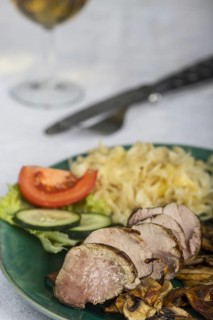 Pork fillet with mushrooms and cream sauce