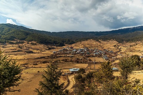 Small village between Bumthang and Trongsa