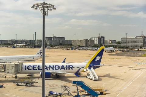 Icelandair airplane docked at CDG