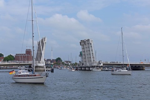 Open bascule bridge, sailing boats, Kappeln, Schlei, Schleswig-Holstein, Germany, Europe