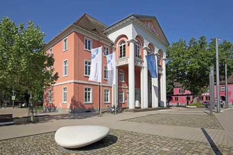 Neoclassical town hall built in 1910 with EU flag, Rathausplatz, Kehl, Ortenau, Baden-Württemberg,