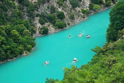 Boats on the Verdon, Gorges du Verdon, rocks, landscape, view from above, turquoise, water,