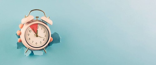 Alarm clock, time is running out, reminder and planning, finish a deadline, timetable and stress,