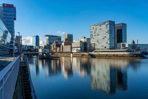 Media Harbour, Düsseldorf, old and modern architecture in the former harbour, a mixture of offices,