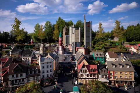 Miniland Frankfurt am Main, skyline, banking district, Commerzbank, Römer, LEGOLAND theme park,