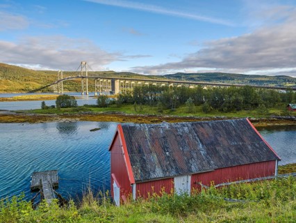 View of the Halogalandbrua, in front of it a red hut, bridge, Rorbur, Ofotfjord, Narvik, Nordland,