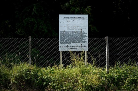 Fence, warning sign, sinkhole, fissure of the White Jurassic, underground seepage, Wental,