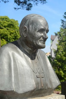Statue of Pope John Paul II in Swinoujscie, Swinemünde, Western Pomerania, Poland, Europe