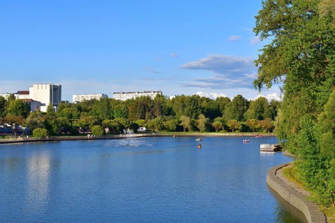Moscow, Russia, July 30. 2023. Victory Park and large city pond in Zelenograd, Europe