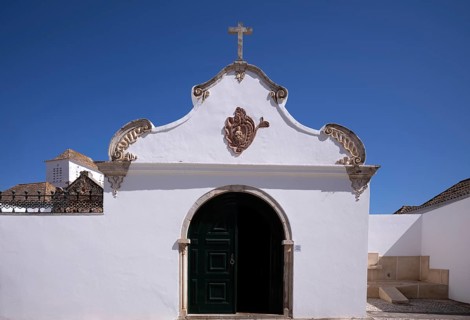 Chapel of St Michael, Capela Sao Miguel, Cathedral Igreja da Sé Catedral de Faro, Old Town, Faro,