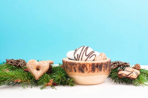 Nurnberg elisen gingerbread mix, traditional german christmas sweets with fir branches and pine