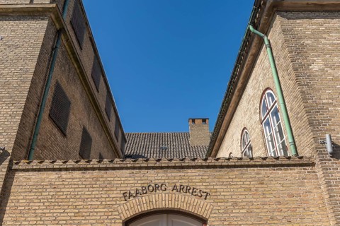 Faborg, Faaborg, Faaborg Arrest Prison Museum, brick building, high wall, Fyn, island of Funen,