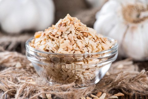 Small portion of Garlic Spice (close-up shot)