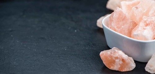 Pink himalayan Salt (selective focus) asdetailed close-up shot