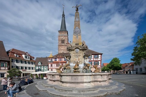 Baroque obelisk fountain, the Beautiful Fountain, erected in 1715, Königsplatz, Schwabach, Middle