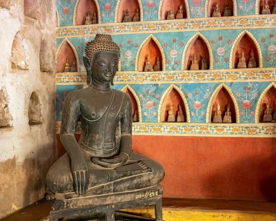 Buddha statue, Wat Si Saket or Sisaket Temple, Vientiane, Laos, Asia