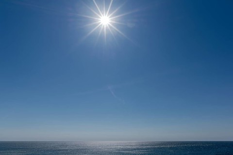 Bagenkop Klinten, Dovne Kliff, backlit view over the sea, sun, Langeland Island, Funen, Danish