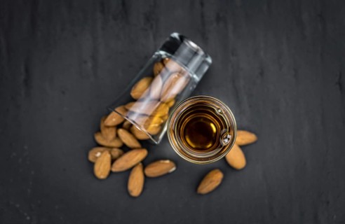 Amaretto (selective focus, detailed close-up shot)