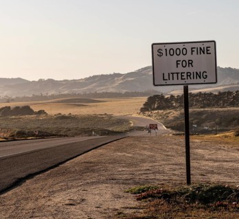 Fine for littering Sign at Coast Highway in California, USA, North America