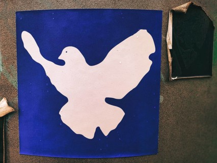 Sticker with dove as a symbol of peace, vintage, Bremen, Germany, Europe