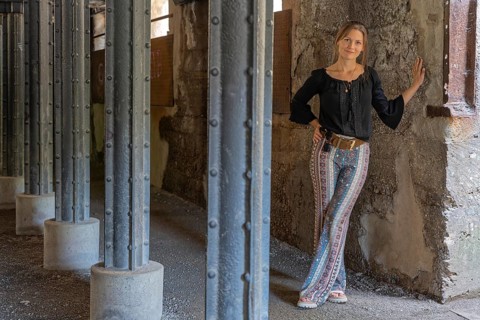 Model in the tunnel Landschaftspark Duisburg Germany