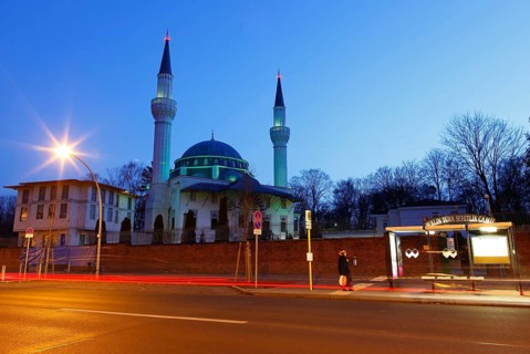 Berlin, 02.12.2009, Sehitlik Mosque in Berlin Neukölln. The mosque stands on the site of the
