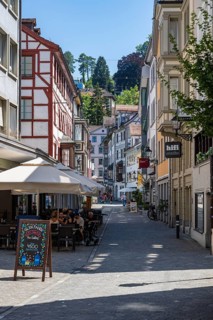 Webergasse, pedestrian zone, shopping alleyway with outdoor catering, monastery quarter, old town