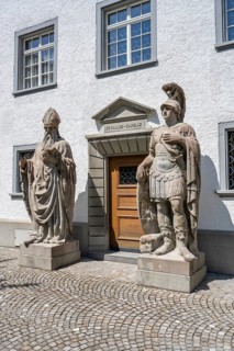 Entrance to St Gall's Chapel, flanked by larger-than-life stone statues of Desiderius of Vienne and