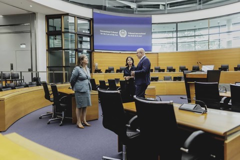 (R-L) Tomas Heidar, President of the International Tribunal for the Law of the Sea, Annalena