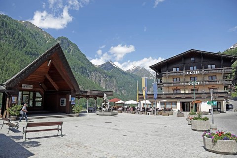 Heiligenblut, Grossglockner High Alpine Road, Carinthia, Austria, Europe